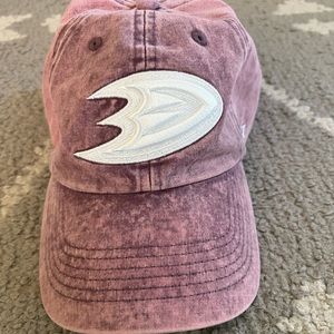 47 BRAND Anaheim Ducks hat Woman